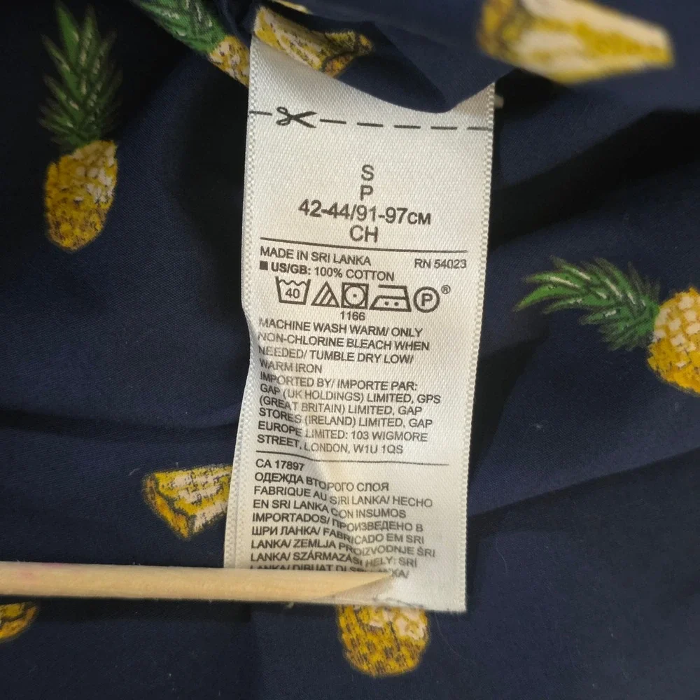 Banana‎ Republic Luxe Poplin Shirt Mens Small Blue Pineapple AOP Slim Fit Swing